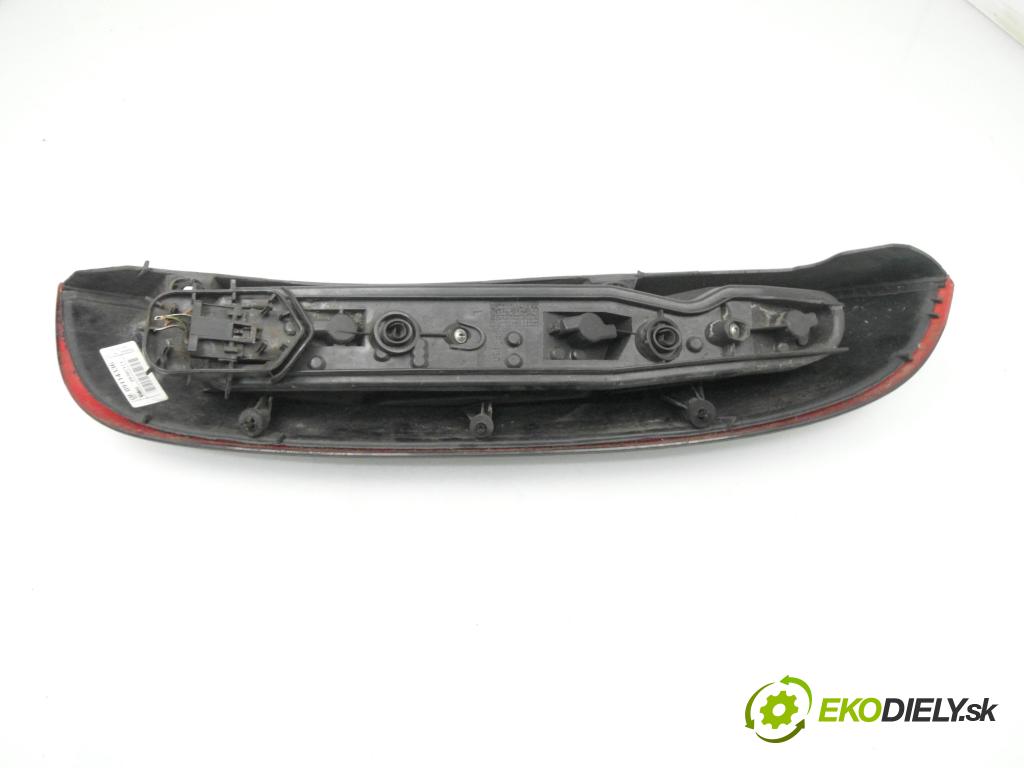 OPEL CORSA C (X01) HB 2004 55,00 1.2 16V 75 - Z 12 XE 1199,00 Svetlo ľavé zadné 89302171