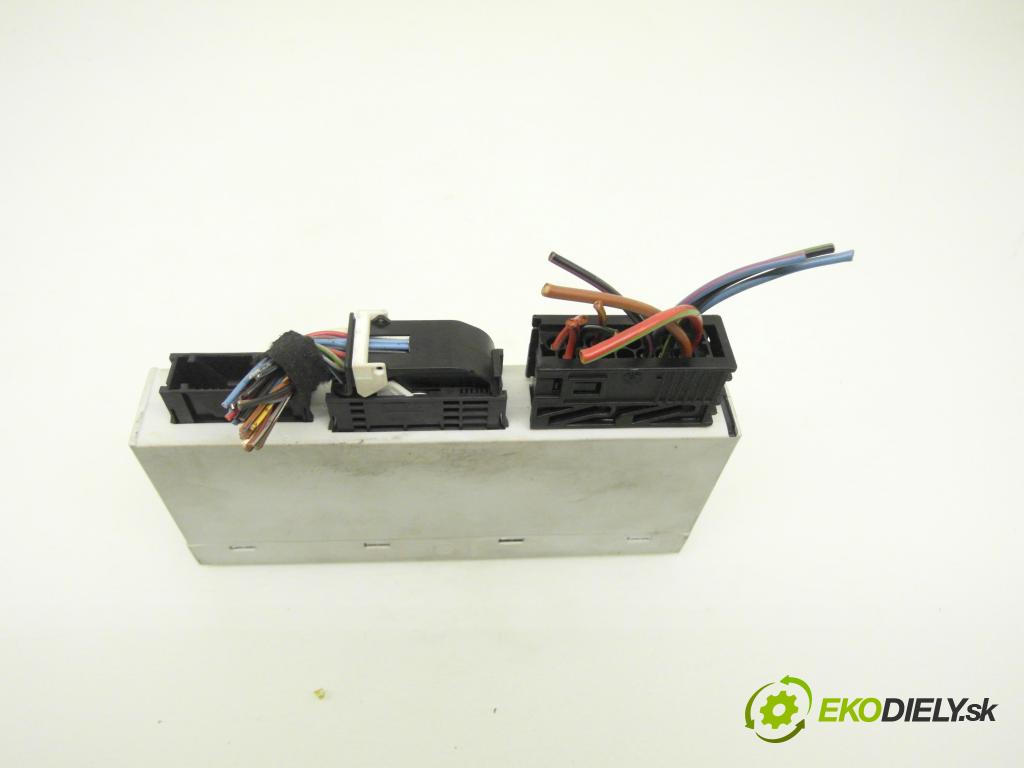 BMW 3 (E46) SEDAN 2001 105,00 318 i - N42 B20 A 1995,00 MODUL komfortu 613569143679