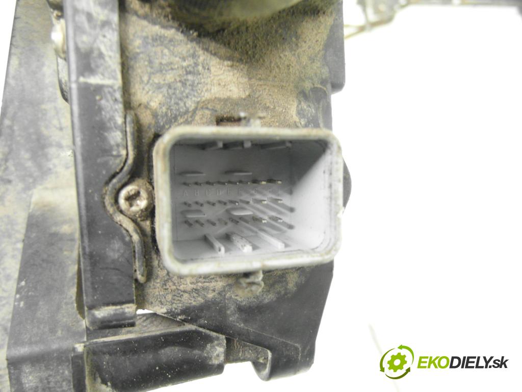 RENAULT SCENIC II (JM0/1_) MINIVAN 2003 83,00 1.6 (JM0C, JM0J, JM1B) - K4M 782 1598,00 BRZDA: ručny elektrický 8200311379