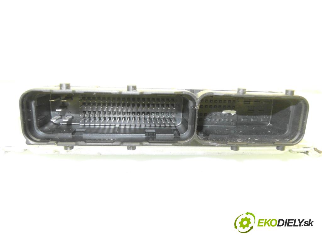 HYUNDAI GETZ (TB) HB 2002 60,00 1.3 12V 82 - G4EA 1341,00 řídící jednotka motora 9030930542F ; 3910622140