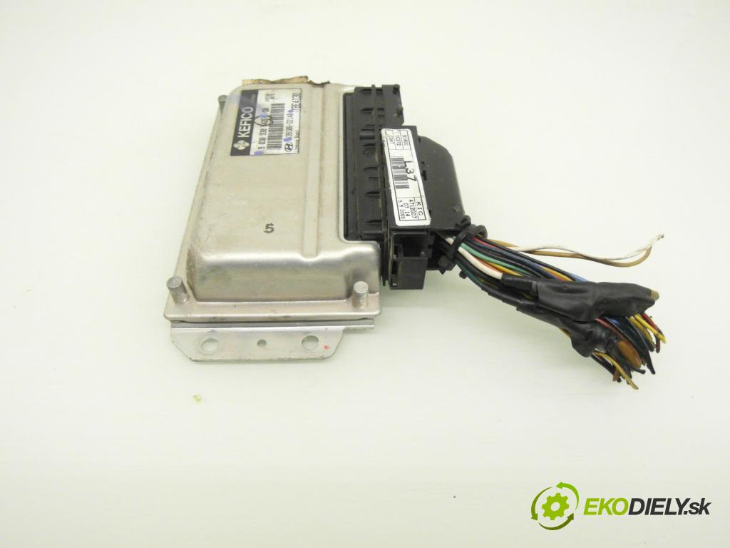 HYUNDAI GETZ (TB) HB 2002 60,00 1.3 12V 82 - G4EA 1341,00 řídící jednotka motora 9030930542F ; 3910622140