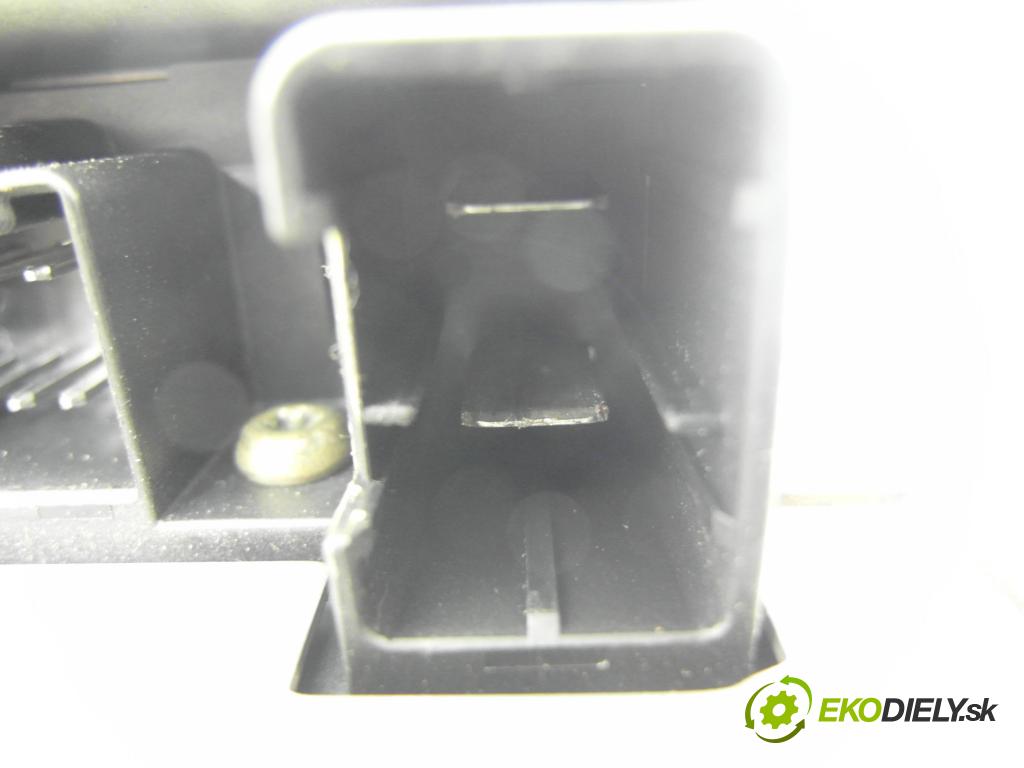 FIAT STILO Multi Wagon (192_) KOMBI 2005 85,00 1.9 JTD - 192 A1.000 1910,00 serv/podporovanie elektrické 00046826724 ; 50730263 ; 50730264