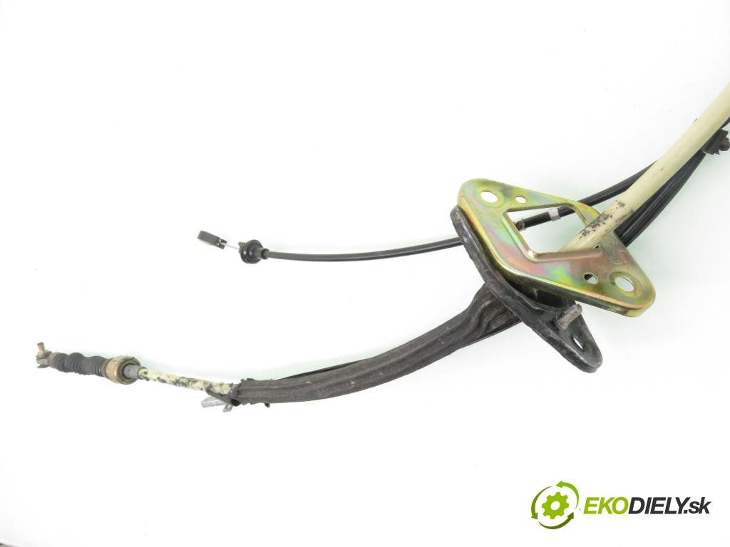 MITSUBISHI SPACE STAR nadwozie wielkoprzestrzenne (MPV) (DG_A) HB 2003 72,00 1.6 16V (DG3A) 98 - 4G18 1584,00 ZVEDÁK: