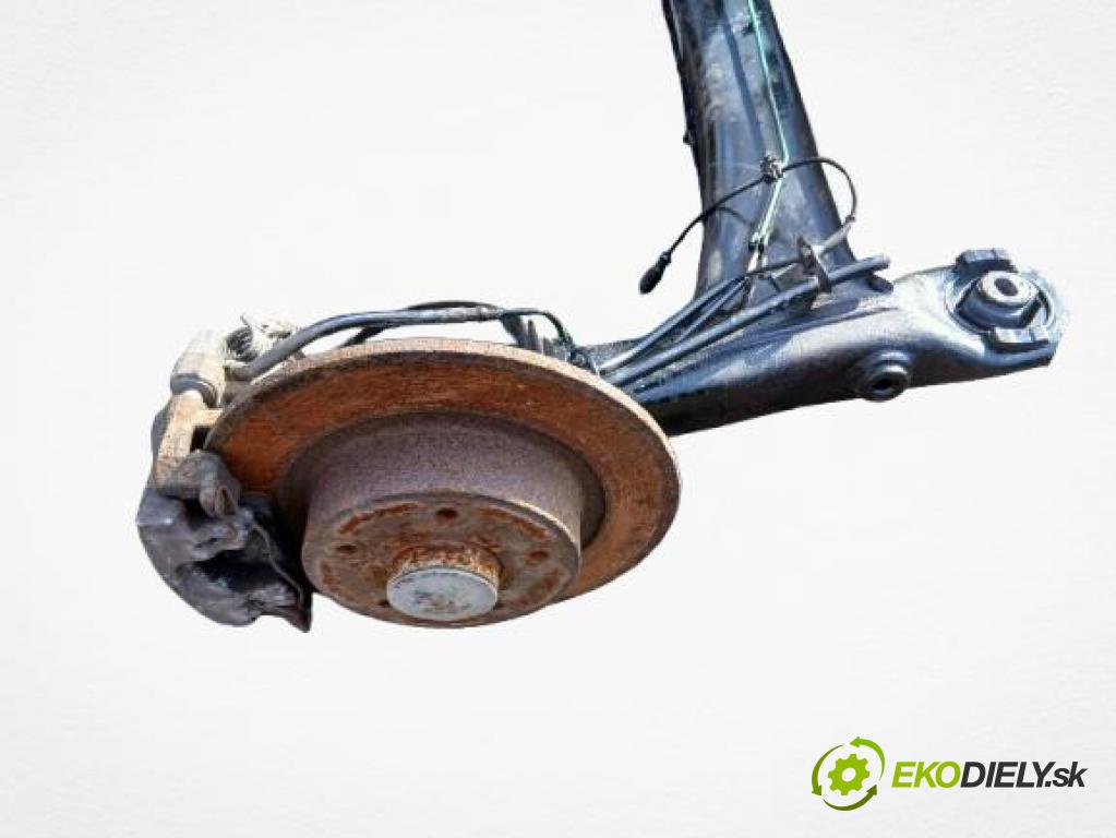 RENAULT LAGUNA II (BG0/1_) LIFTBACK 2003 88,00 1.8 16V (BG06, BG0J, BG0M) - F4P 774 1783,00 Výstuha zadná ABS