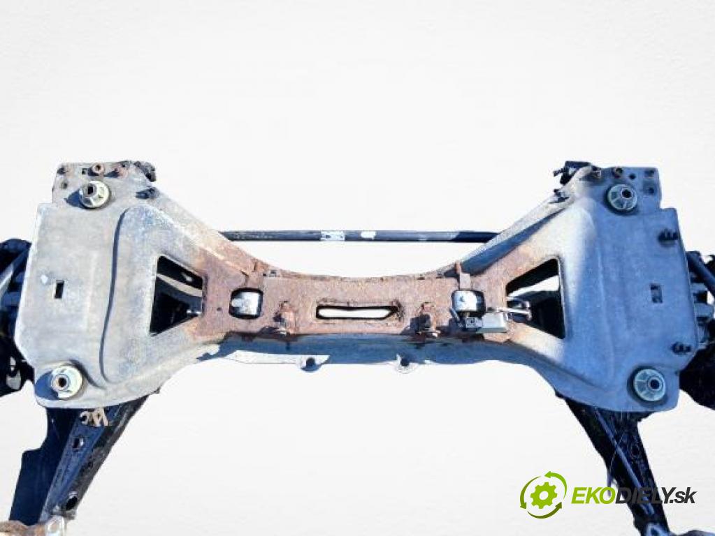 RENAULT VEL SATIS (BJ0_) HB 2004 120,00 2.0 16V Turbo (BJ0K) - F4R 763 1998,00 ZADNÍ: