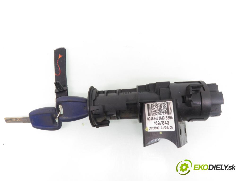 FIAT PANDA (169_) HB 2004 40,00 1.1 54 - 187 A1.000 1108,00 spínačka / imobilizéra IMMO / řídící jednotka 55196260 ; S118578020F ; 00468453610