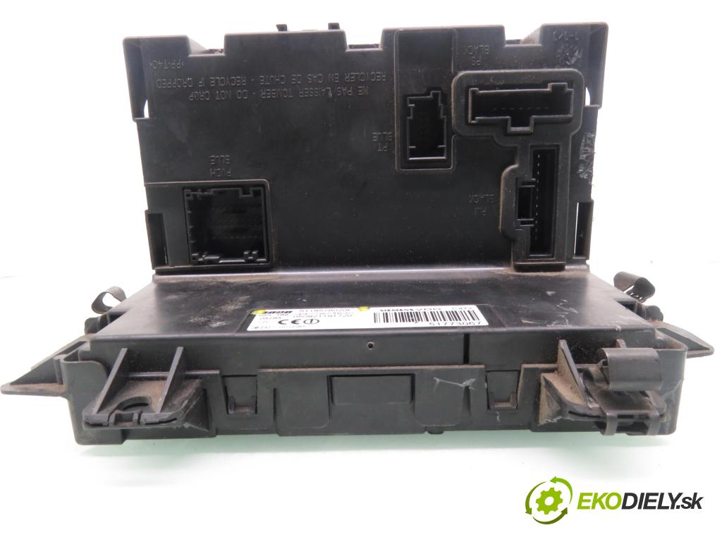 FIAT PANDA (169_) HB 2004 40,00 1.1 54 - 187 A1.000 1108,00 spínačka / imobilizéra IMMO / řídící jednotka 55196260 ; S118578020F ; 00468453610