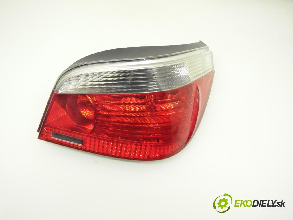 BMW 5 (E60) SEDAN 2006 120,00 520 d - M47 D20 (204D4) 1995,00 Svetlo pravé zadné 6910768