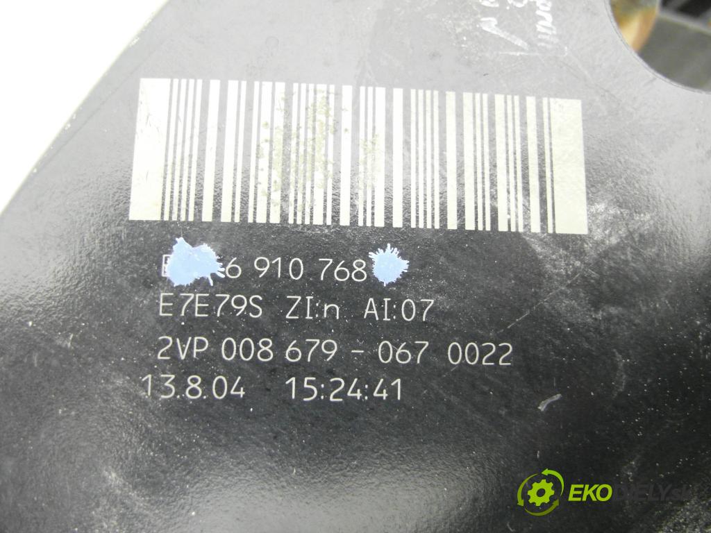 BMW 5 (E60) SEDAN 2006 120,00 520 d - M47 D20 (204D4) 1995,00 Svetlo pravé zadné 6910768