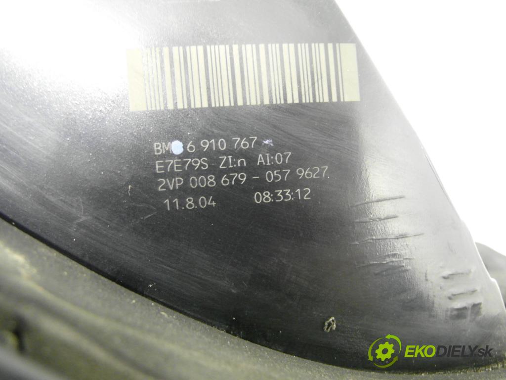 BMW 5 (E60) SEDAN 2006 120,00 520 d - M47 D20 (204D4) 1995,00 světlo levé zadní 6910767