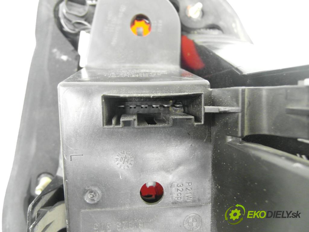 BMW 5 (E60) SEDAN 2006 120,00 520 d - M47 D20 (204D4) 1995,00 světlo levé zadní 6910767