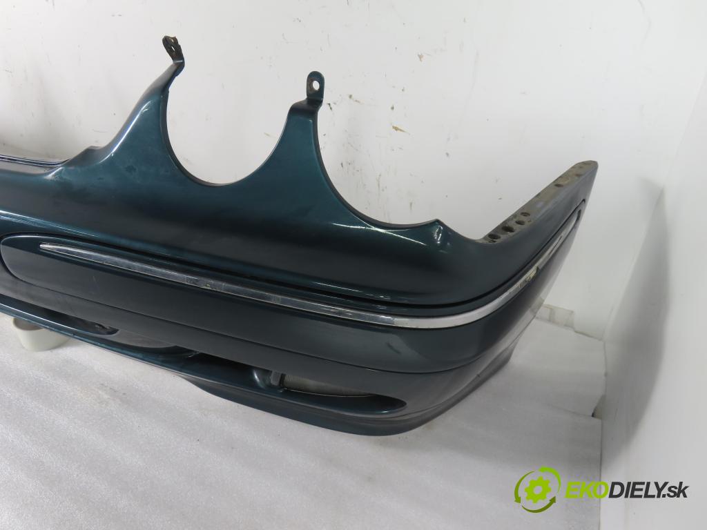 MERCEDES-BENZ KLASA E (W210) SEDAN 2001 105,00 2.2 CDI 143 - OM 611.961 2148,00 nárazník přední část
