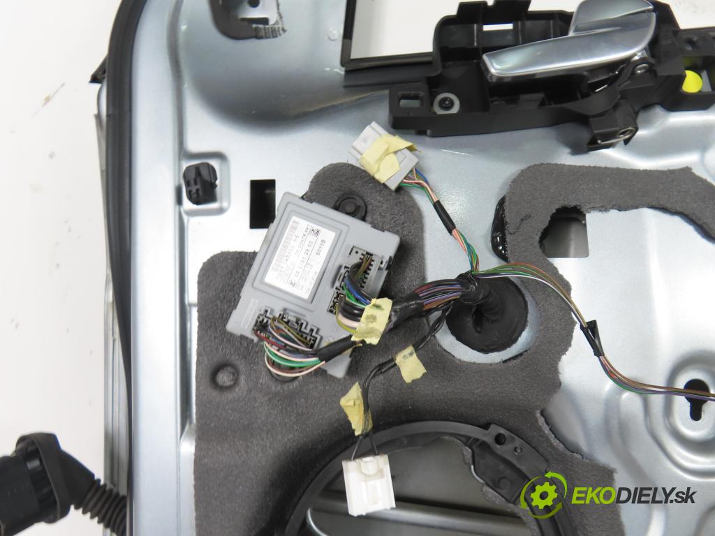 FORD S-MAX (WA6) MINIVAN 2008 103,00 2.0 TDCi - QXWB 1997,00 Dvere PP