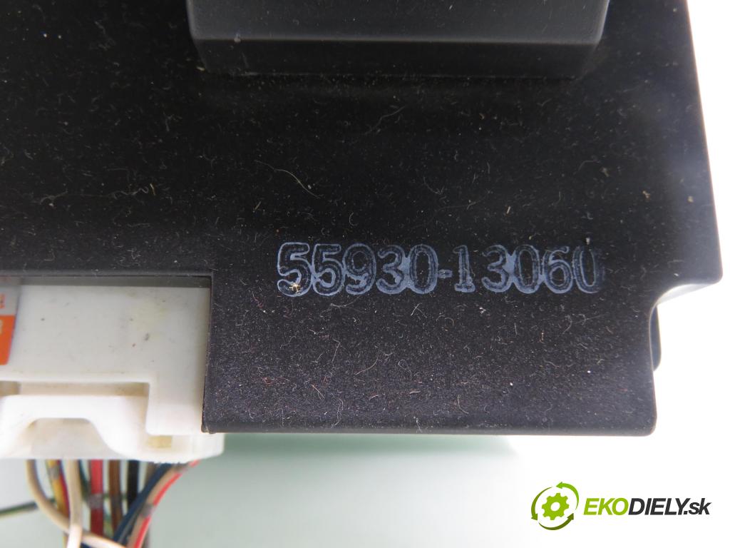 TOYOTA COROLLA (_E12_) HB 2003 81,00 1.6 VVT-i (ZZE121_) - 3ZZ-FE 1598,00 Panel kúrenia KLIMATIZACE: 8865013030 ; 1773005812