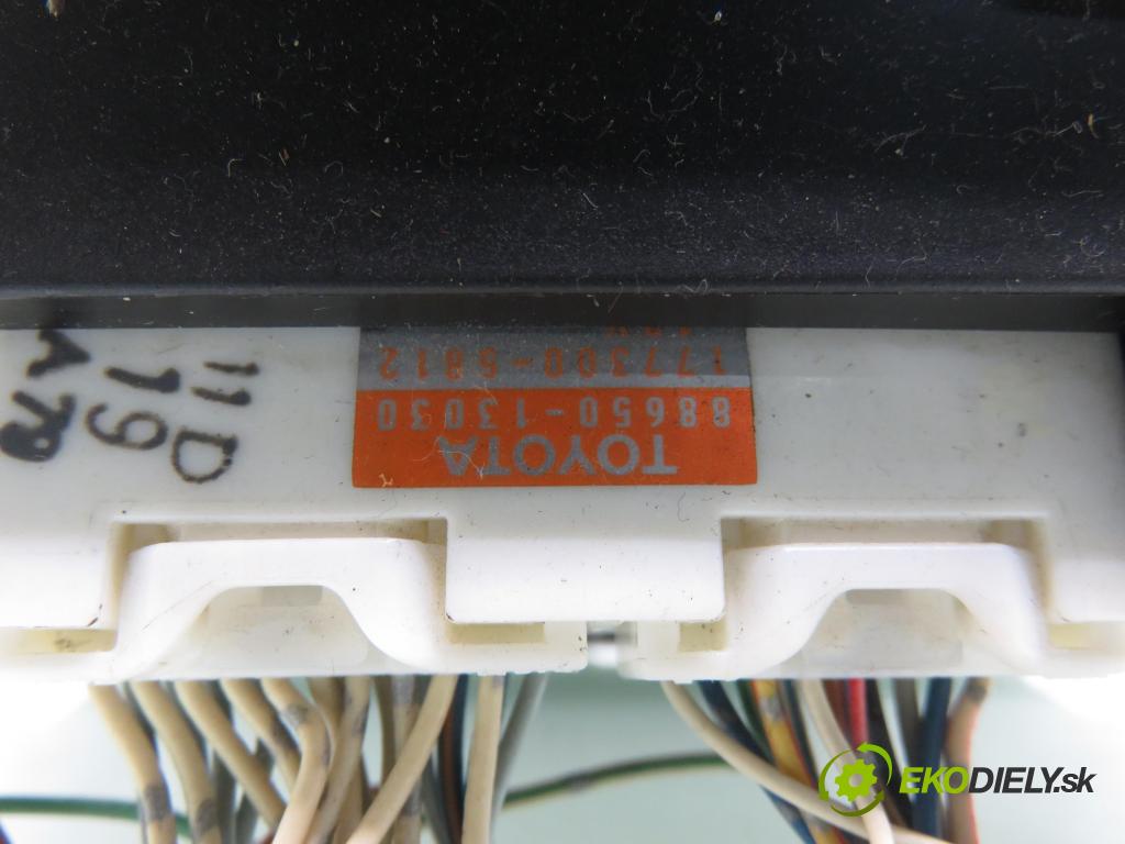 TOYOTA COROLLA (_E12_) HB 2003 81,00 1.6 VVT-i (ZZE121_) - 3ZZ-FE 1598,00 Panel kúrenia KLIMATIZACE: 8865013030 ; 1773005812