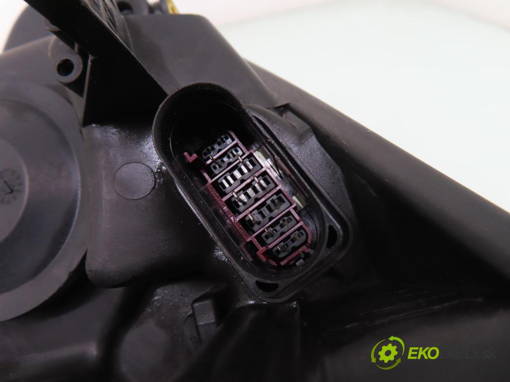 FORD S-MAX (WA6) MINIVAN 2008 103,00 2.0 TDCi - QXWB 1997,00 světlo PP 6M2113W029AH ; 1EJ00925002