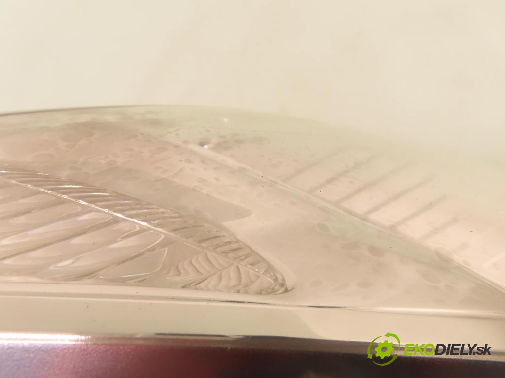 FORD S-MAX (WA6) MINIVAN 2008 103,00 2.0 TDCi - QXWB 1997,00 světlo LP 6M2113W030AH ; 1EJ00925001