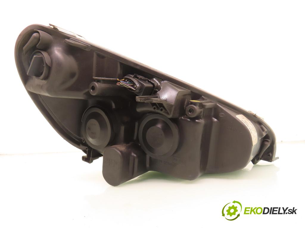 FORD S-MAX (WA6) MINIVAN 2008 103,00 2.0 TDCi - QXWB 1997,00 světlo LP 6M2113W030AH ; 1EJ00925001