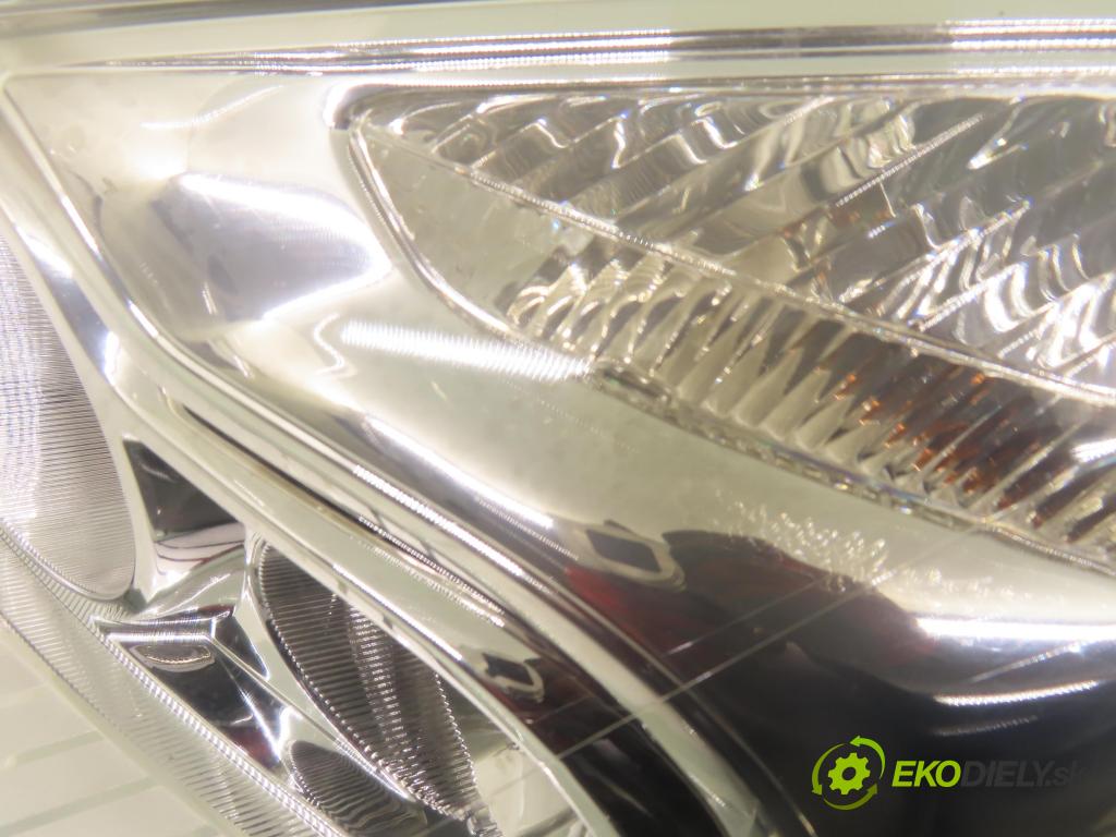 FORD S-MAX (WA6) MINIVAN 2008 103,00 2.0 TDCi - QXWB 1997,00 světlo LP 6M2113W030AH ; 1EJ00925001