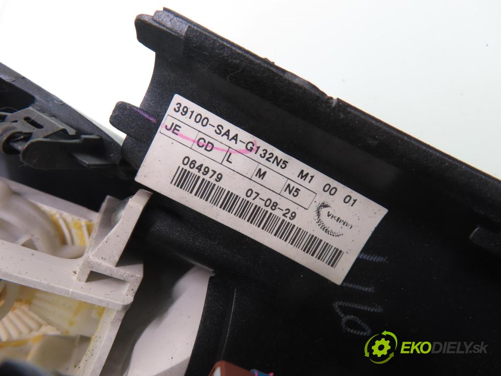 HONDA JAZZ II (GD_, GE3, GE2) HB 2007 57,00 1.2 i-DSI (GD5, GE2) - L12A1 1243,00 RADIO CD 39175SAAG120M1 ; 39100SAAG132N5