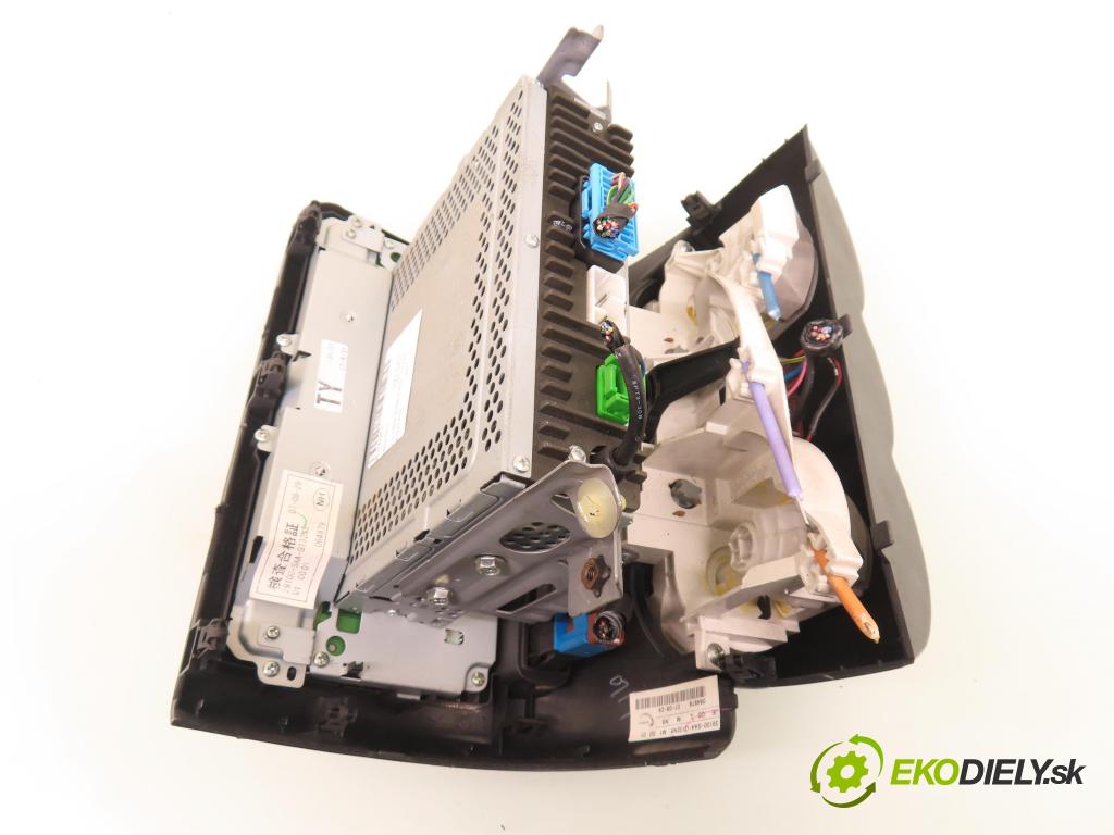 HONDA JAZZ II (GD_, GE3, GE2) HB 2007 57,00 1.2 i-DSI (GD5, GE2) - L12A1 1243,00 RADIO CD 39175SAAG120M1 ; 39100SAAG132N5