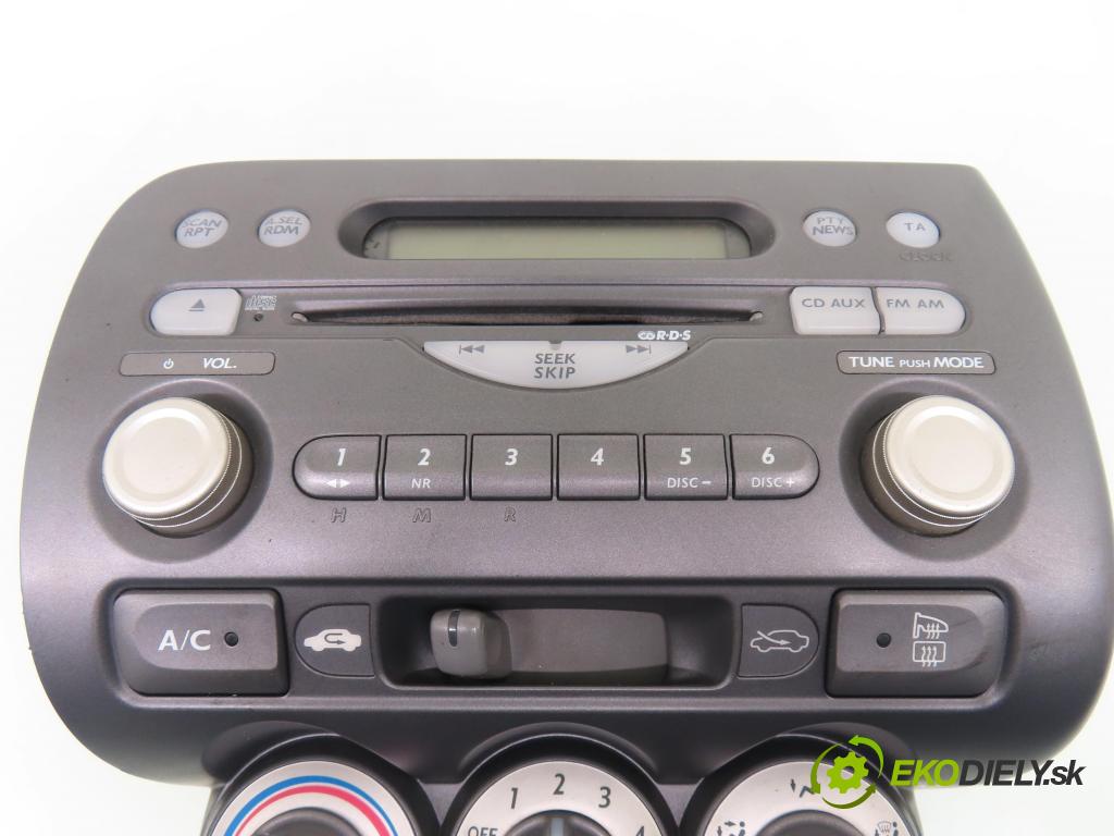 HONDA JAZZ II (GD_, GE3, GE2) HB 2007 57,00 1.2 i-DSI (GD5, GE2) - L12A1 1243,00 RADIO CD 39175SAAG120M1 ; 39100SAAG132N5