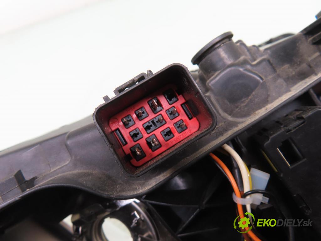 VOLVO S80 II (AS) SEDAN 2009 107,00 2.0 FlexFuel - B 4204 S4 1999,00 světlo LP 31214351