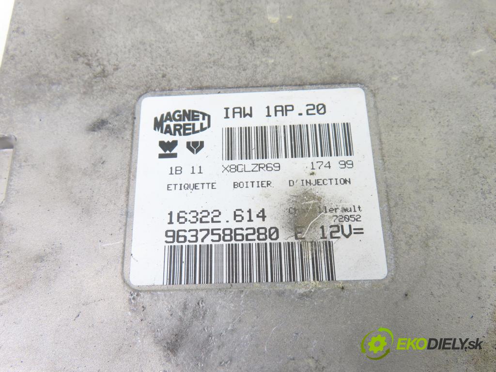 CITROEN BERLINGO / BERLINGO FIRST nadwozie wielkoprzestrzenne (MPV) KOMBI 1999 66,00 1.8 8V 90 - LFX 1761,00 řídící jednotka motora IAW1AP20 ; 9637586280