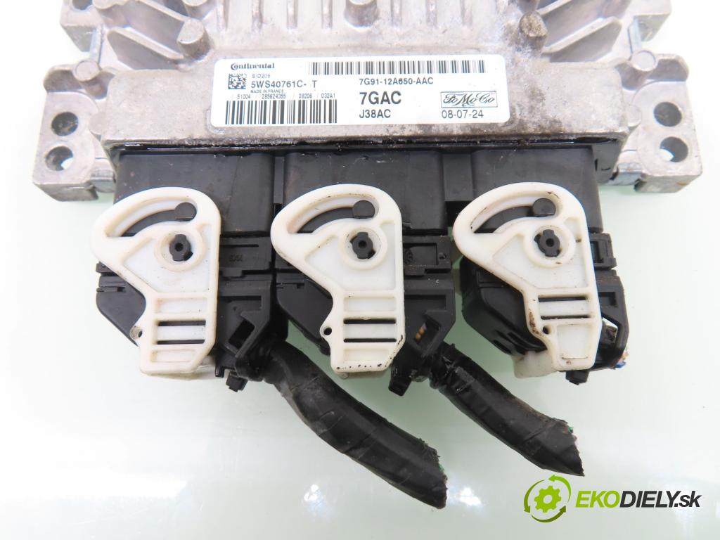 FORD S-MAX (WA6) MINIVAN 2008 103,00 2.0 TDCi - QXWB 1997,00 řídící jednotka motora 5WS40761CT ; 7G9112A650AAC