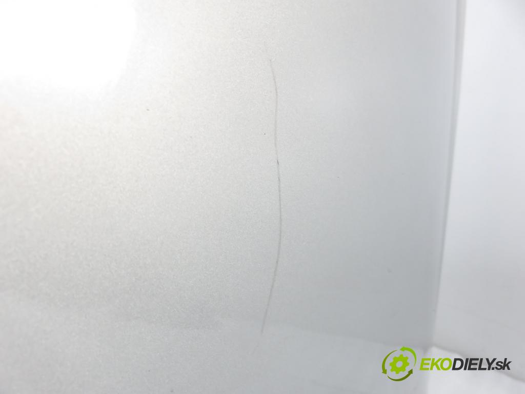 OPEL ASTRA H (A04) HB 2005 77,00 1.6 - Z 16 XEP 1598,00 Kapota  (Kapota)