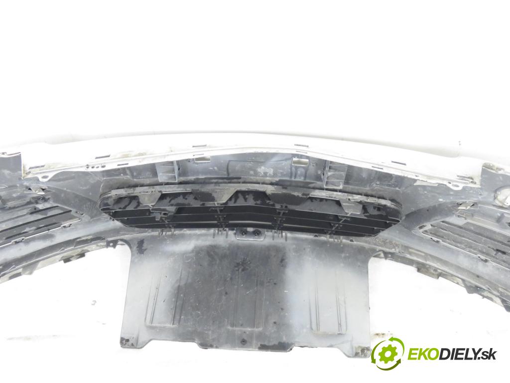 OPEL ASTRA H (A04) HB 2005 77,00 1.6 - Z 16 XEP 1598,00 Nárazník predný