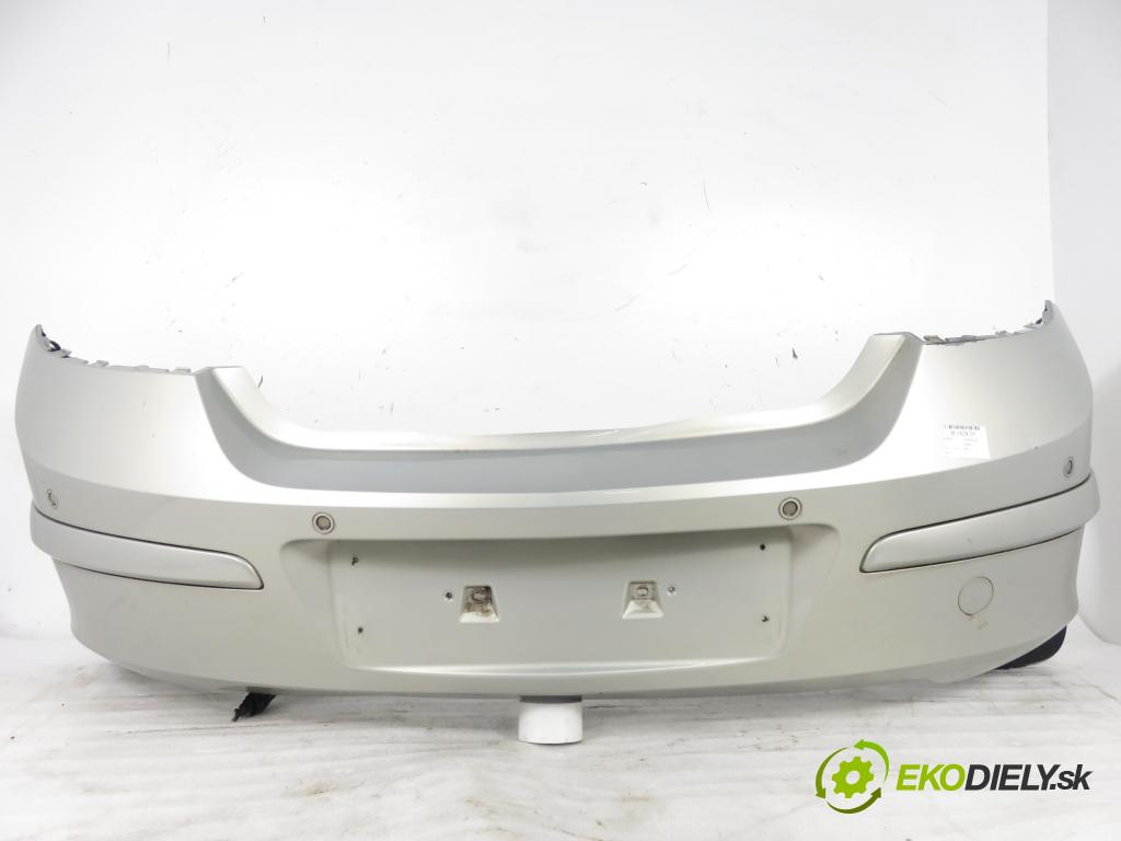 OPEL ASTRA H (A04) HB 2005 77,00 1.6 - Z 16 XEP 1598,00 nárazník zadní část 