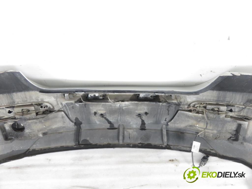 OPEL ASTRA H (A04) HB 2005 77,00 1.6 - Z 16 XEP 1598,00 Nárazník zadný