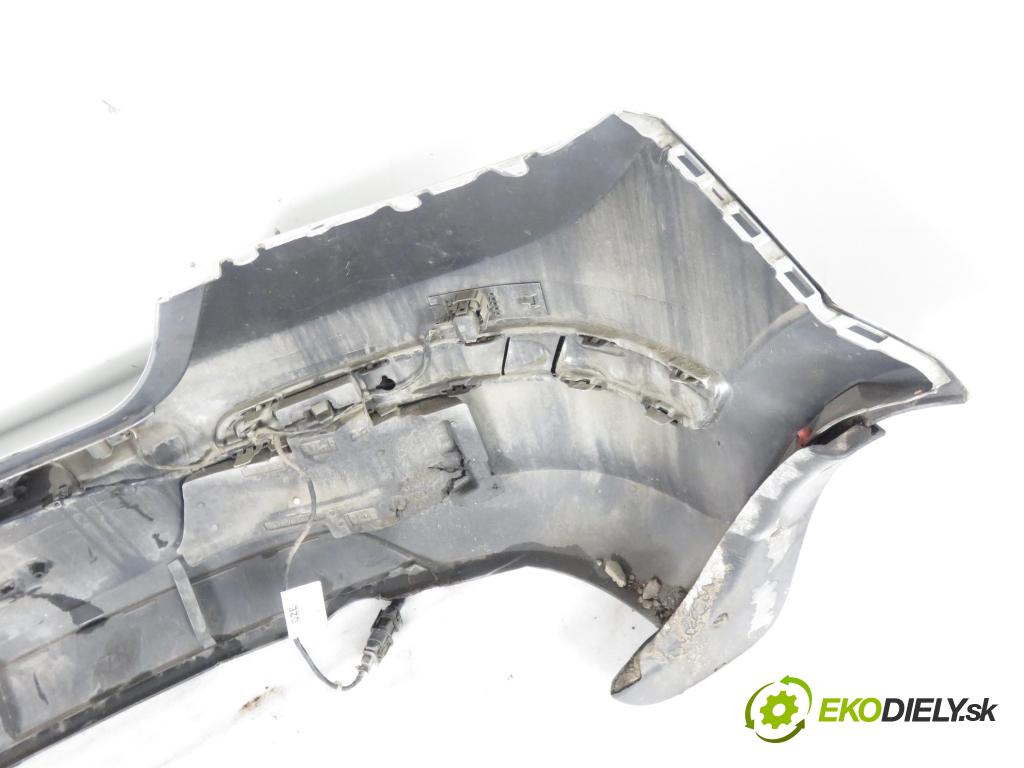 OPEL ASTRA H (A04) HB 2005 77,00 1.6 - Z 16 XEP 1598,00 Nárazník zadný