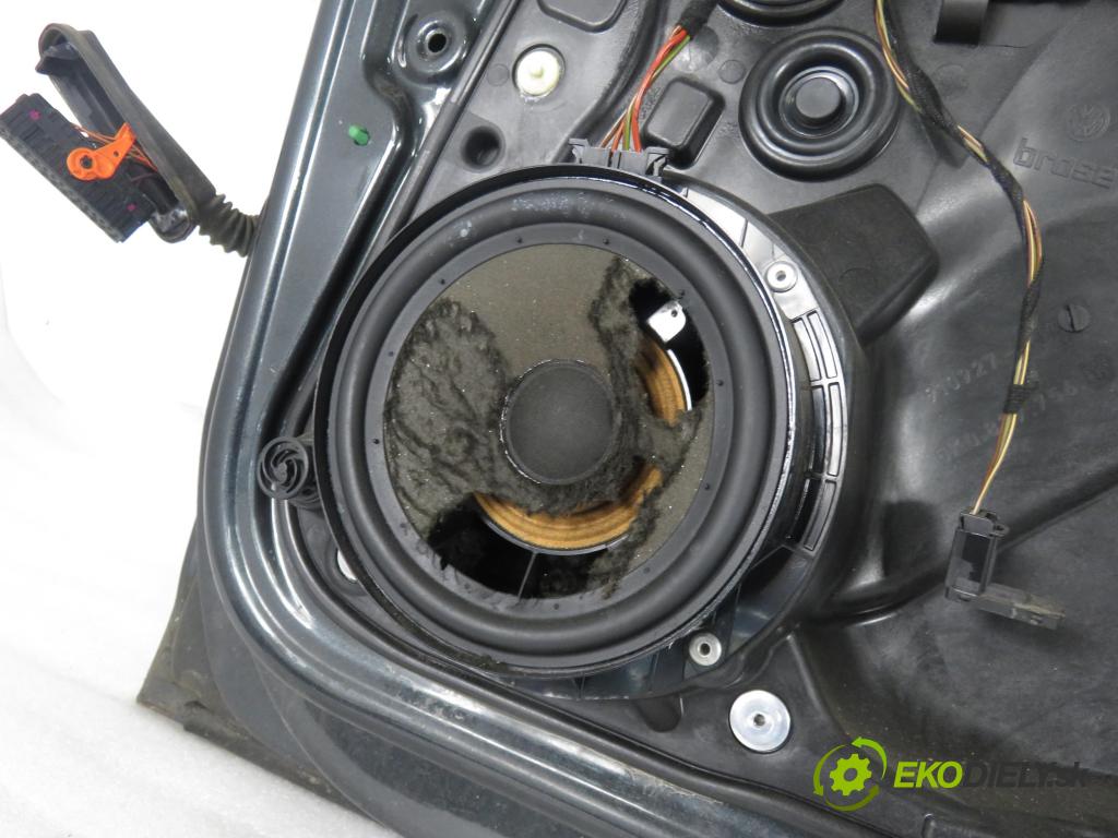 VW GOLF VI (5K1) HB 2011 155,00 2.0 GTi - CCZB 1984,00 Dvere PP