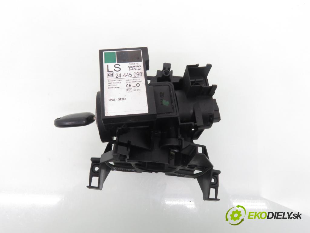 OPEL CORSA C (X01) HB 2002 44,00 1 - Z 10 XEP 998,00 spinačka / imobilizéra IMMO / Riadiaca jednotka 0261207960 ; 55350551 ; 24467902