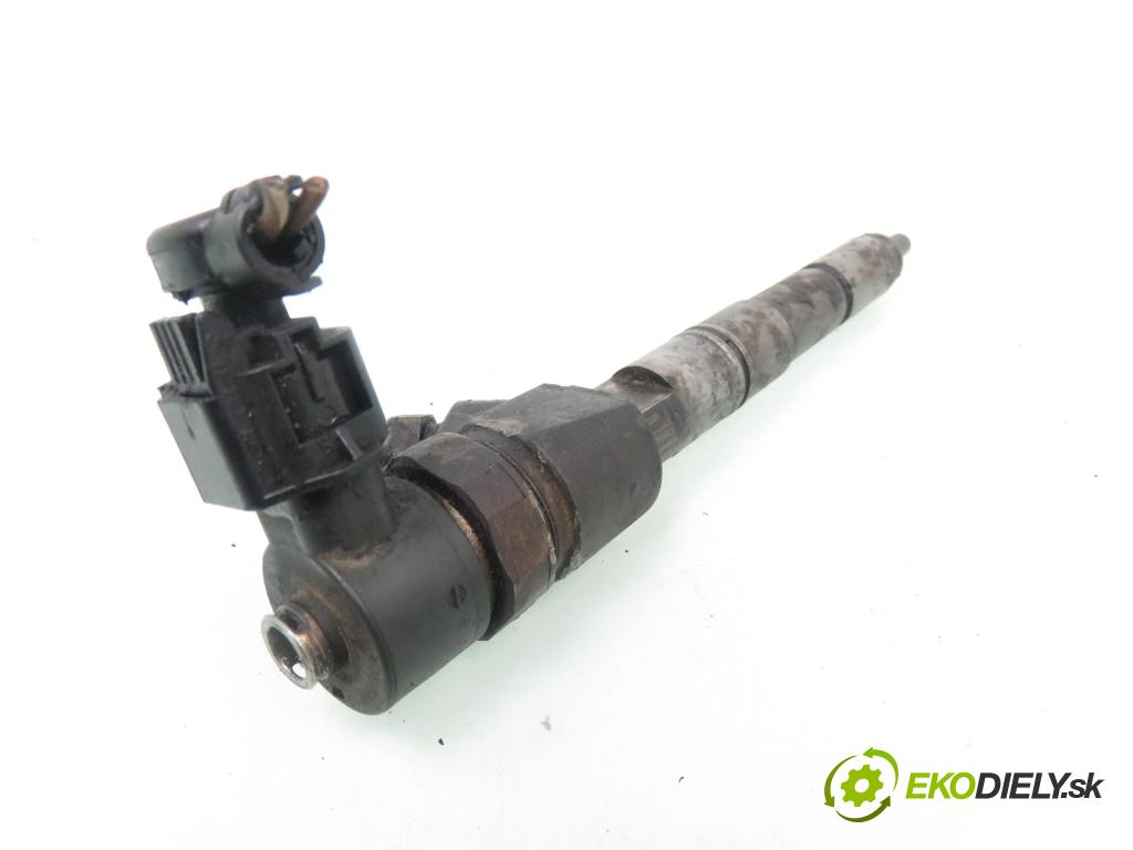 OPEL VECTRA C Kombi (Z02) KOMBI 2006 110,00 1.9 CDTI - Z 19 DTH 1910,00 vstřikovač 0445110159 (Vstřikovač paliva)