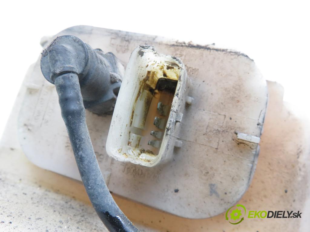 PEUGEOT 307 (3A/C) HB 2005 66,00 1.6 HDi 90 - 9HX (DV6ATED4) 1560,00 Nádržka KAPALINA: FAP 10012600100 ; 9639233780