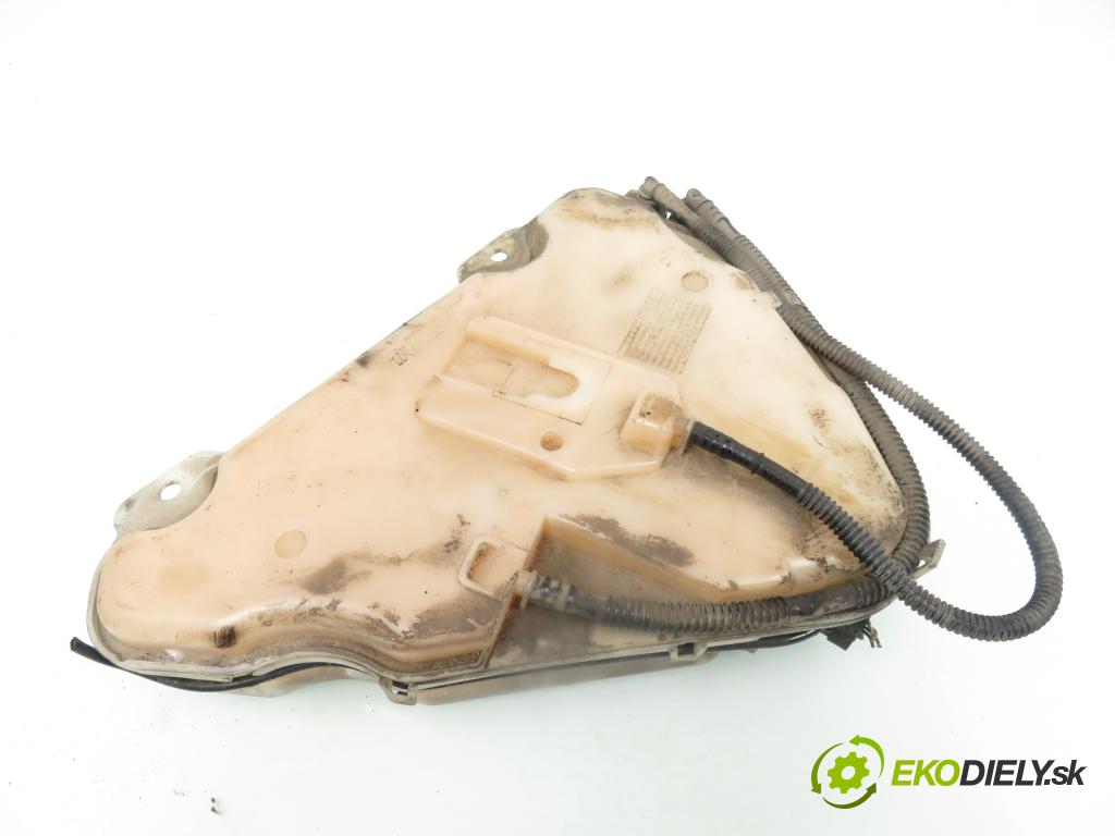 PEUGEOT 307 (3A/C) HB 2005 66,00 1.6 HDi 90 - 9HX (DV6ATED4) 1560,00 Nádržka KAPALINA: FAP 10012600100 ; 9639233780