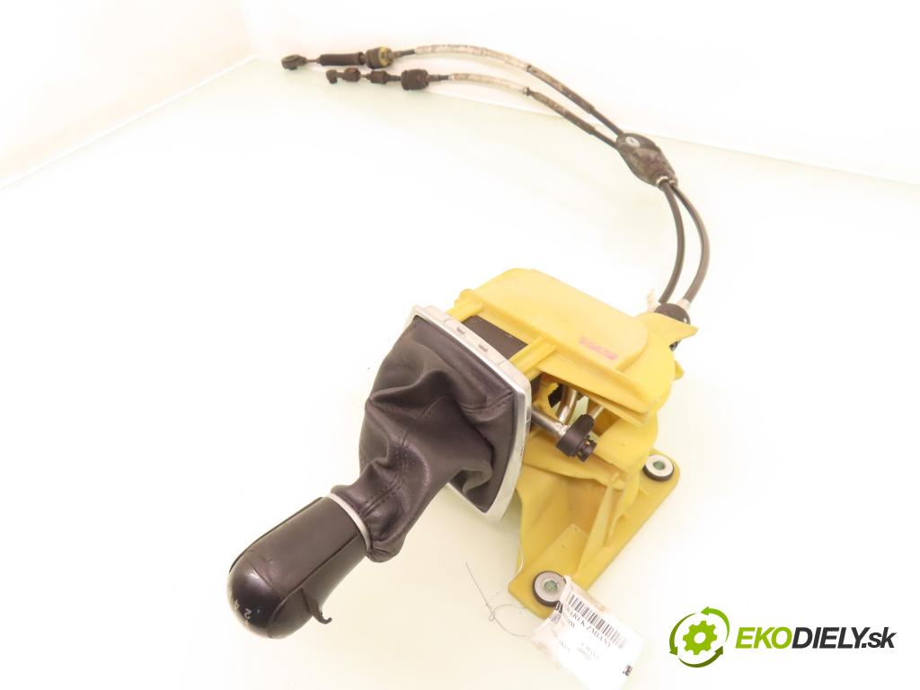 FORD C-MAX (DM2) MINIVAN 2007 85,00 1.8 TDCi 115 1753,00 ZVEDÁK: 3M5R7K397HD