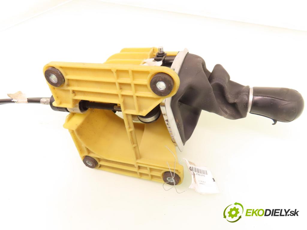 FORD C-MAX (DM2) MINIVAN 2007 85,00 1.8 TDCi 115 1753,00 ZVEDÁK: 3M5R7K397HD