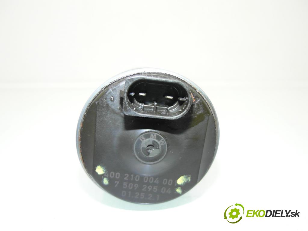 BMW 3 (E46) SEDAN 2001 105,00 318 i - N42 B20 A 1995,00 Nastavovač časovania Vačkový hriadeľ: 400210004001 ; 750929504 (Motor a príslušenstvo ostatné)