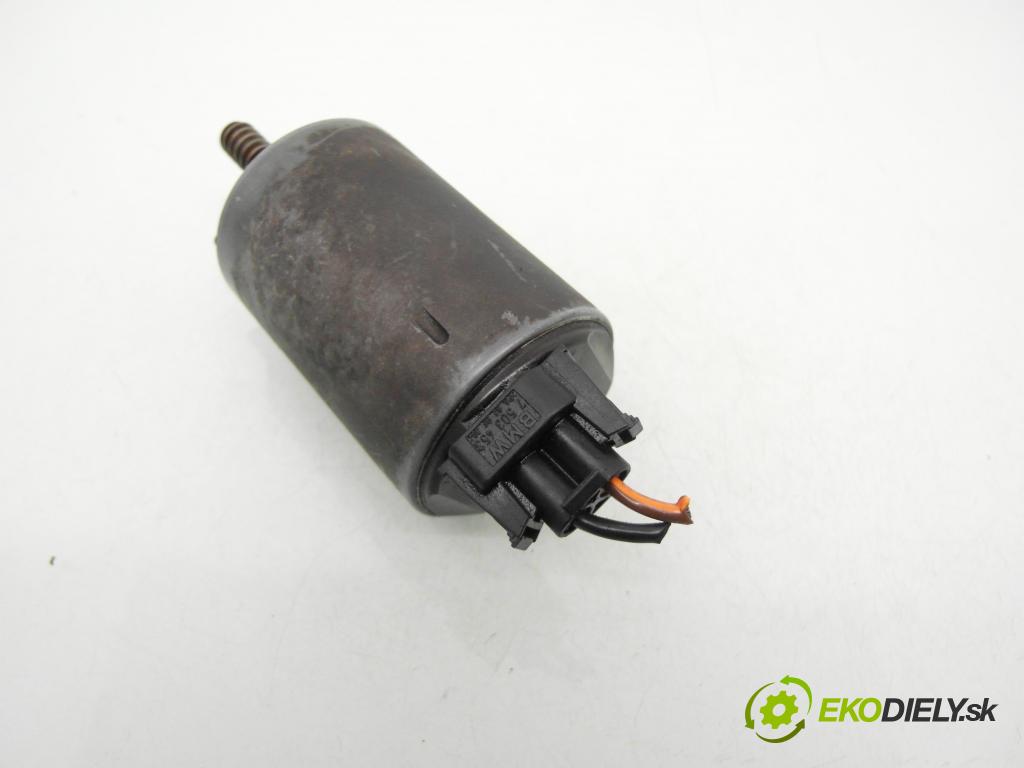 BMW 3 (E46) SEDAN 2001 105,00 318 i - N42 B20 A 1995,00 Nastavovač časovania Vačkový hriadeľ: 400210004001 ; 750929504 (Motor a príslušenstvo ostatné)