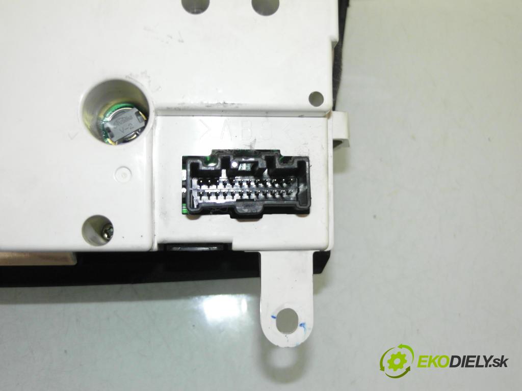 MAZDA 3 (BK) HB 2004 77,00 1.6 - B6ZE 1598,00 Panel kúrenia KLIMATIZACE: K1900BP4M