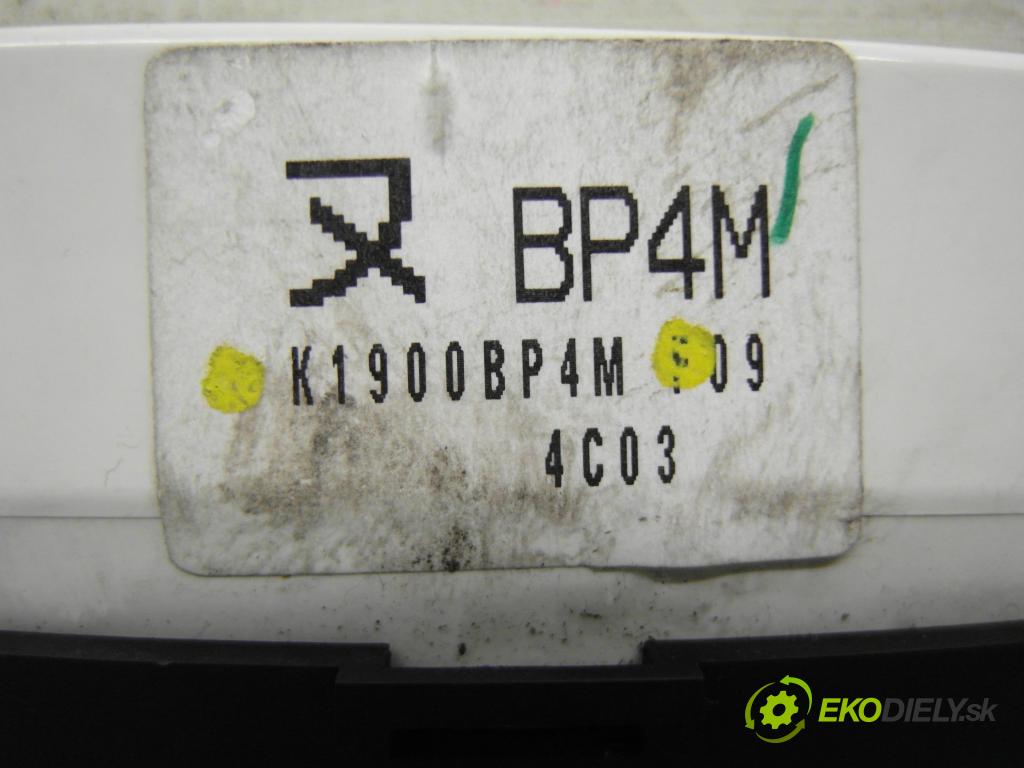 MAZDA 3 (BK) HB 2004 77,00 1.6 - B6ZE 1598,00 Panel kúrenia KLIMATIZACE: K1900BP4M