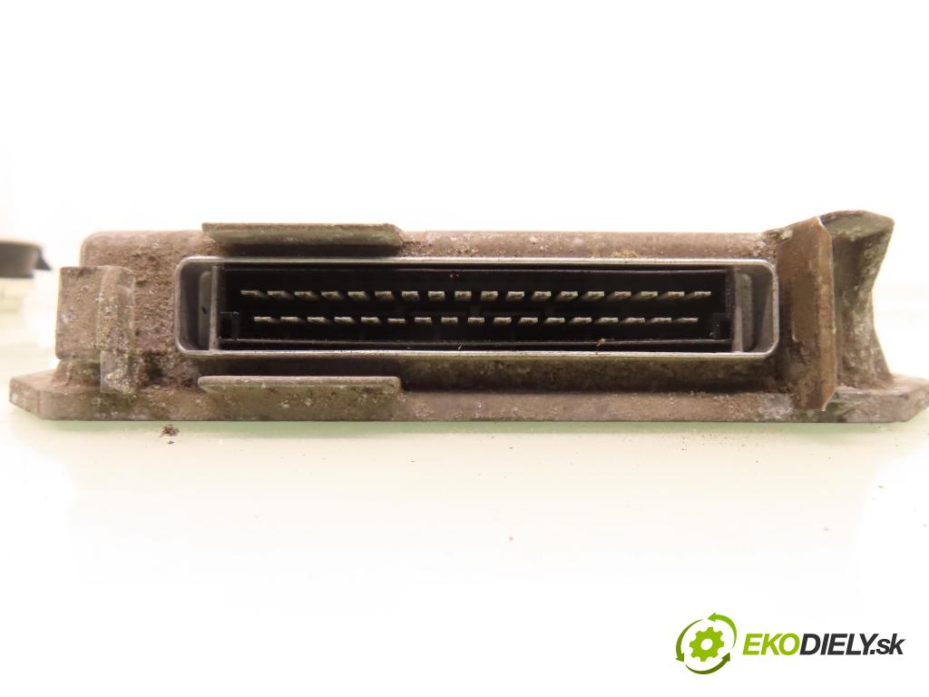 RENAULT CLIO II (BB_, CB_) HB 1999 43,00 1.2 8V 58 1149,00 spinačka / imobilizéra IMMO / Riadiaca jednotka 7700115160 ; 7700113511 ; 21656613