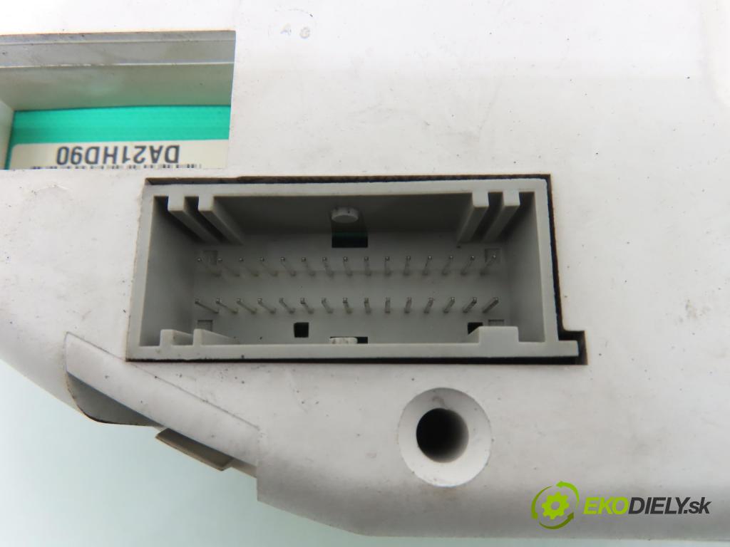 RENAULT CLIO II (BB_, CB_) HB 1999 43,00 1.2 8V 58 1149,00 spinačka / imobilizéra IMMO / Riadiaca jednotka 7700115160 ; 7700113511 ; 21656613