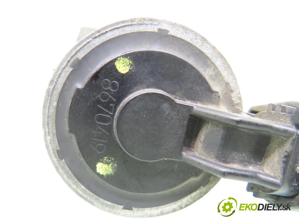 VOLVO S40 I (VS) SEDAN 2003 90,00 1.8 - B 4184 S2 1783,00 motorek krokový 8670419 (Krokový motorek)