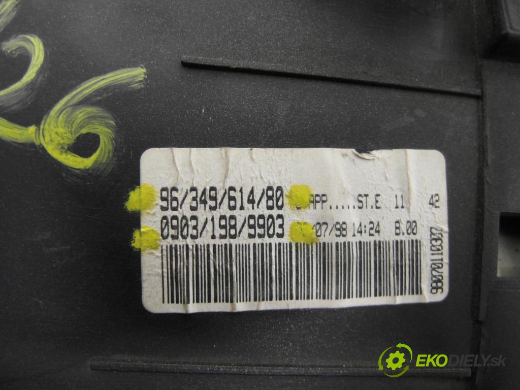 PEUGEOT 206 liftback (2A/C) HB 2001 55,00 1.4 75 - KFW 1360,00 Prístrojovka elektrický 9634961480 ; 09031989903