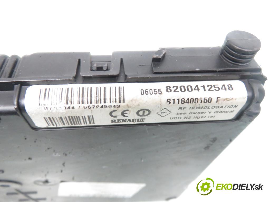 RENAULT MEGANE II sedan (LM0/1_) SEDAN 2006 82,00 1.6 - K4M 812 1598,00 spinačka / imobilizéra IMMO / Riadiaca jednotka 8200509516 ; 8200509552 ; 8200125077